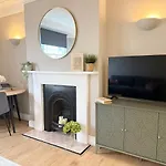 The Clifton Meridian - Boutique Luxury In Lägenhet
