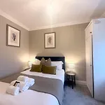 Apartment The Clifton Meridian - Boutique Luxury In *